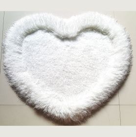 Heart Shape Hand Tufted 4-inch Thick Shag Area Rug (28-in x 32-in)